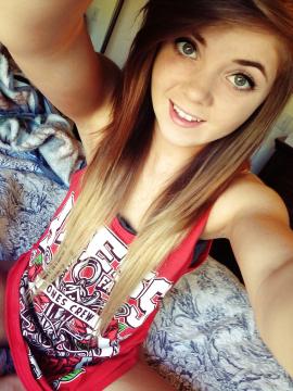 cutejulie uit Gelderland,Nederland